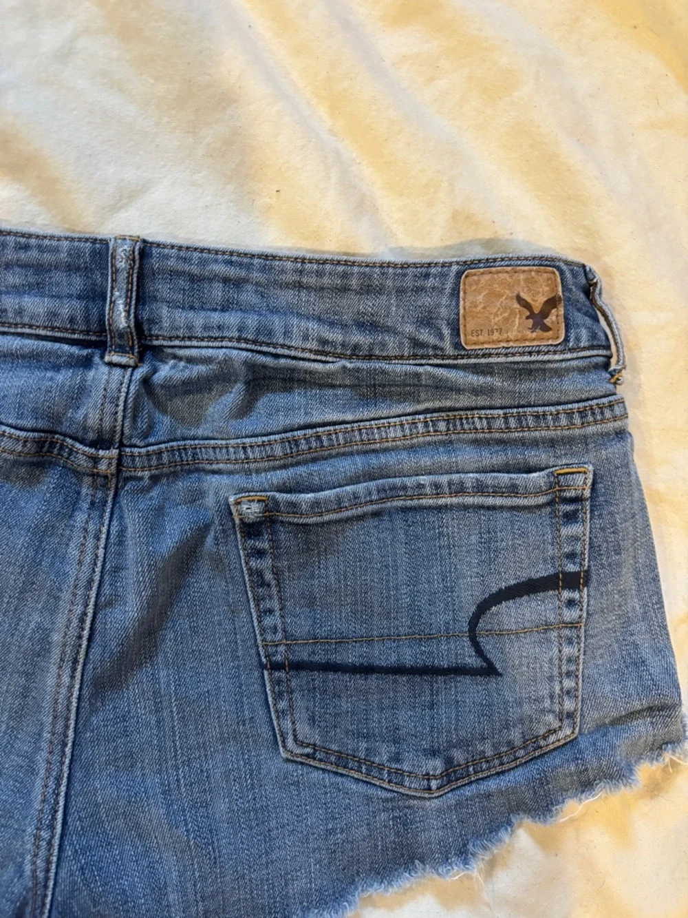 American Eagle embroidered denim jean shorts - Picture 6 of 6